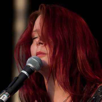 Carolyn Wonderland Concerts in Cleveland